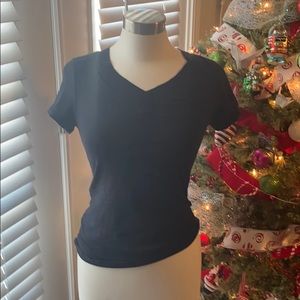 FREE SHIPPING Basic black tee